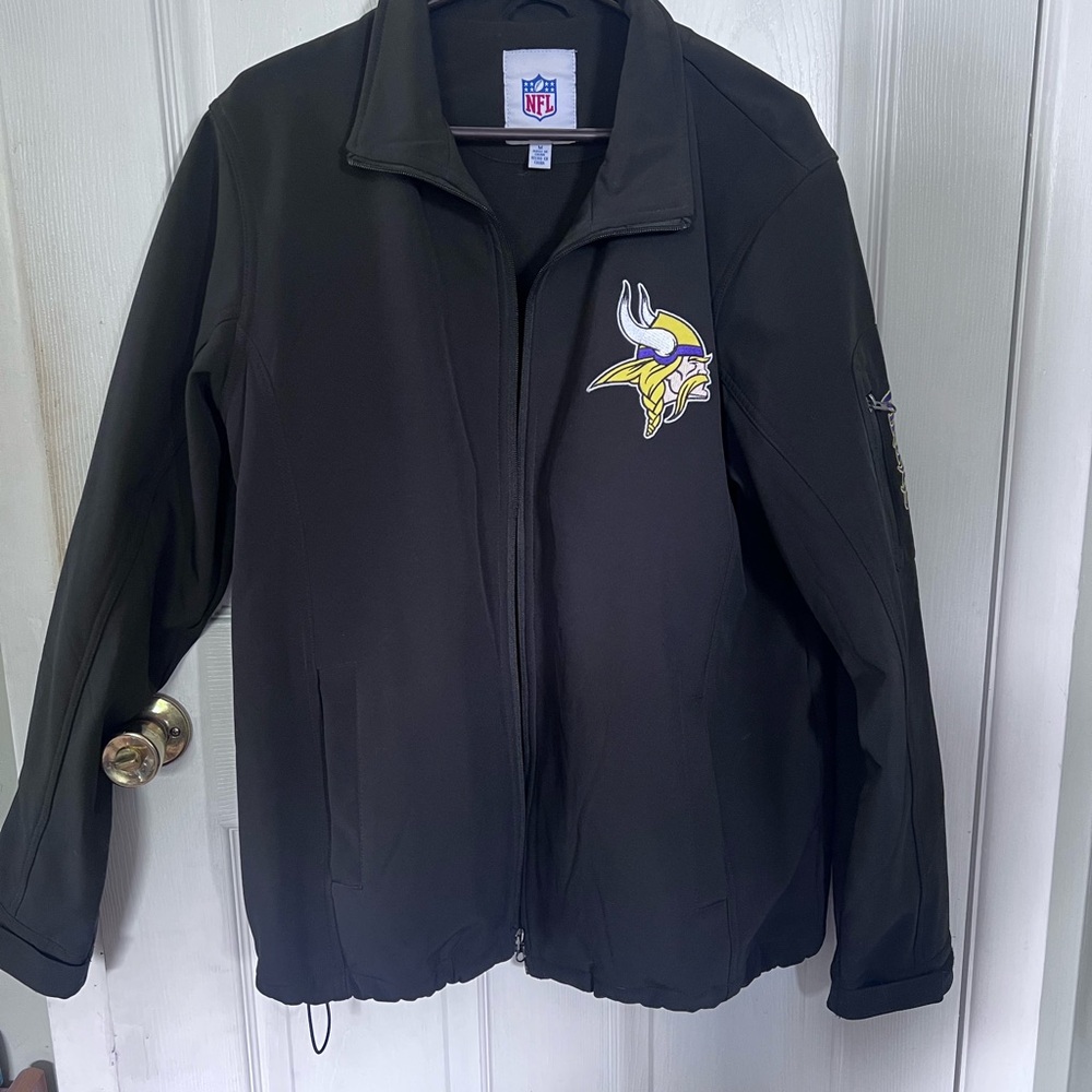 Men’s Black NFL Vikings Jacket — size Medium